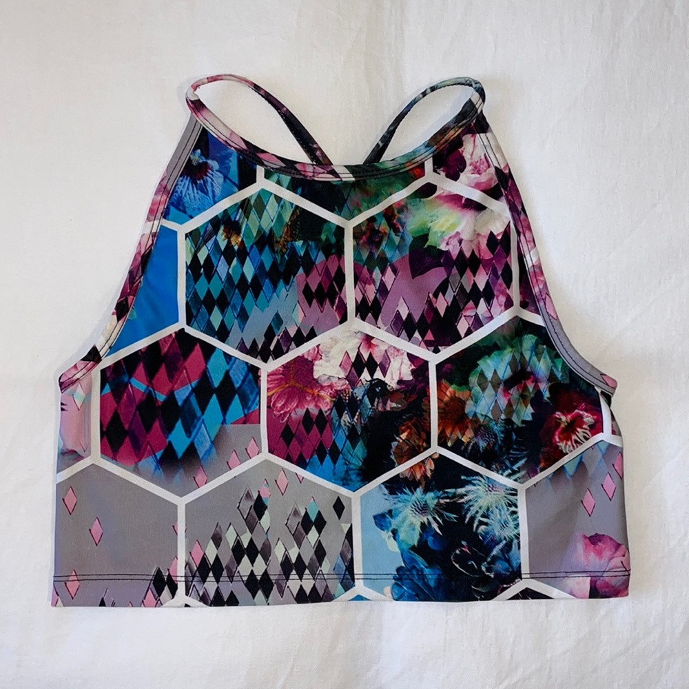 Cross back sport crop top sports bra Size Medium